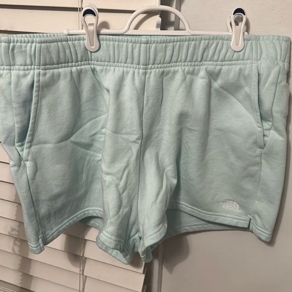 North face lounge shorts - Picture 1 of 3